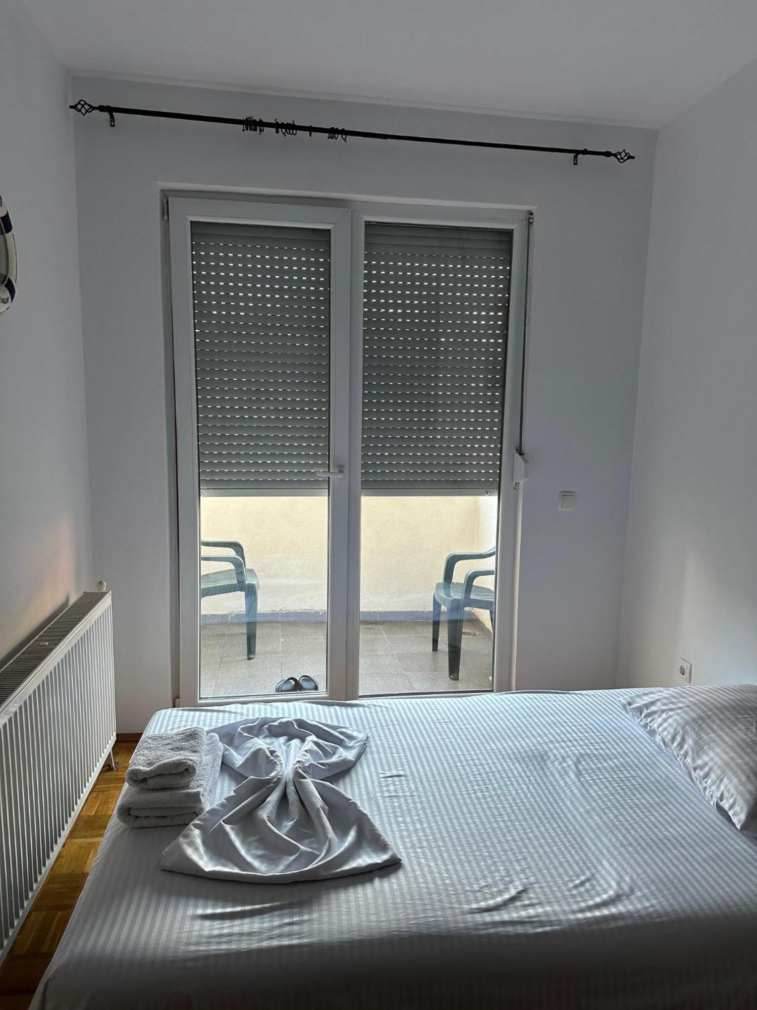 Apartment Guri Pristina Eksteriør bilde